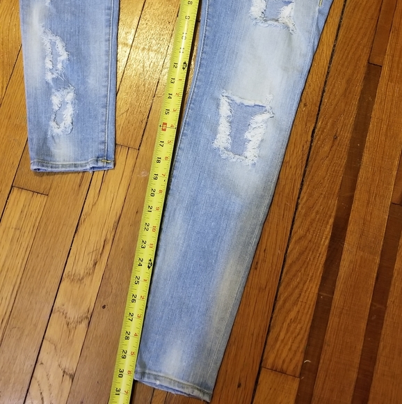 True Religion Distressed Jeans - Picture 4 of 8